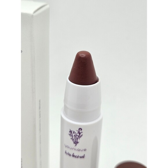 Younique Weekend Lip Butter Date Night New in Box Discontinued - Picture 4 of 8